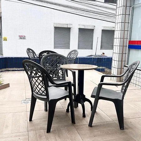 Melhor Opcao Para Ate 4 Pessoas Flat Com Piscina E Pertinho Da Praia Sao Vicente  Exterior photo