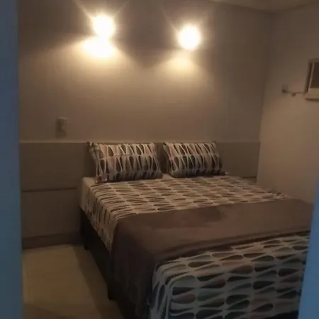 Melhor Opcao Para Ate 4 Pessoas Flat Com Piscina E Pertinho Da Praia Sao Vicente  Exterior photo